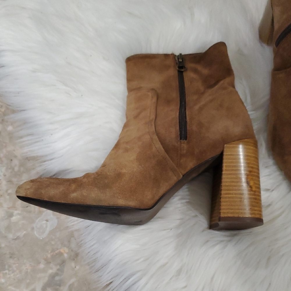 Pure Navy Chic Tan Suede Heeled Boots - Picture 4 of 15